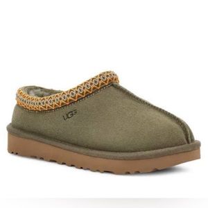 OLIVE GREEN TASMAN UGGS🕊️🫒